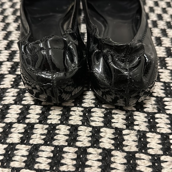 Tory Burch Black ballet shoes - Picture 3 of 8